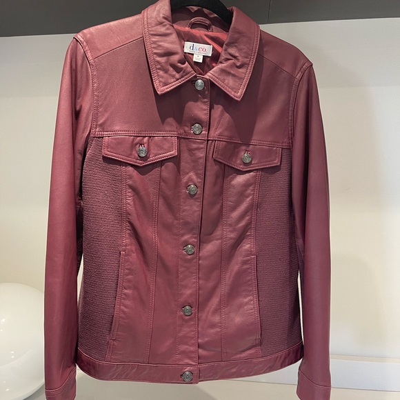 Denim & Co Merlot, Burgandy genuine leather button Jean Jacket gorgeous!Medium - Picture 9 of 11
